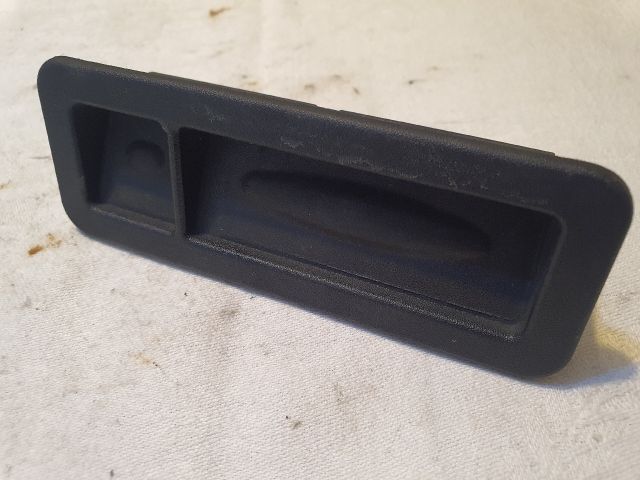 bontott JEEP CHEROKEE Csomagtér Nyitó Kar / Gomb