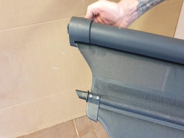 bontott JEEP CHEROKEE Csomagtér Roló