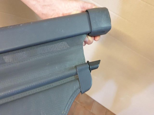 bontott JEEP CHEROKEE Csomagtér Roló