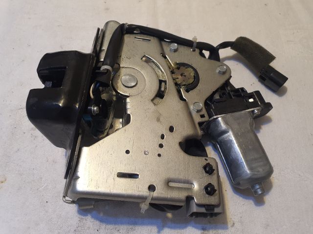 bontott JEEP CHEROKEE Csomagtérajtó Zárszerkezet