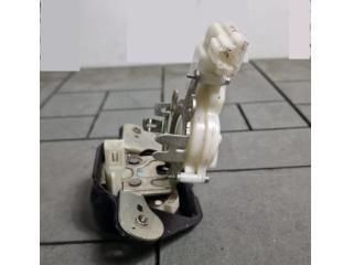 bontott JEEP CHEROKEE Csomagtérajtó Zárszerkezet