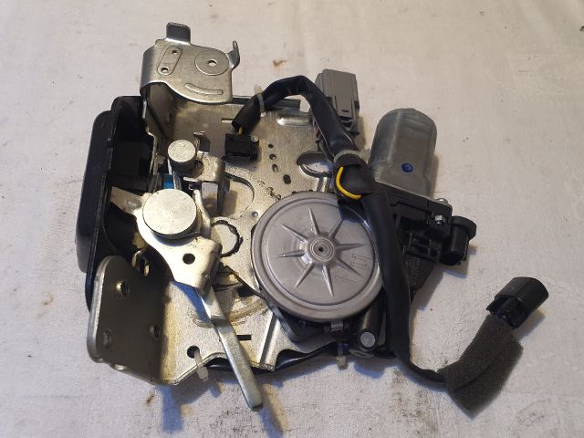 bontott JEEP CHEROKEE Csomagtérajtó Zárszerkezet