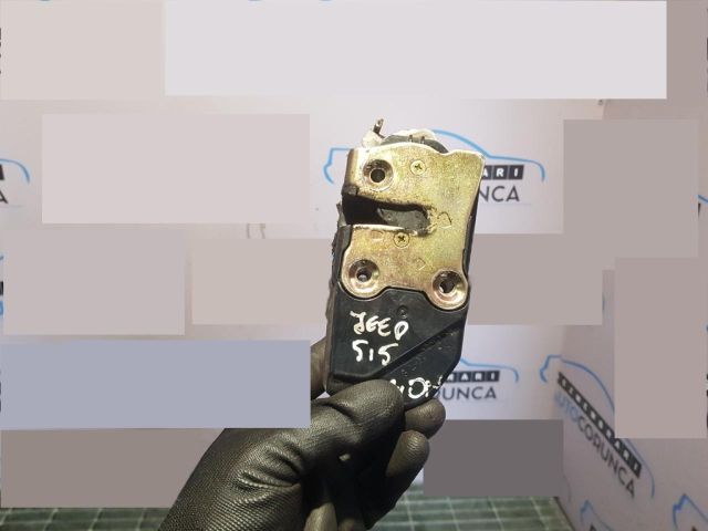 bontott JEEP CHEROKEE Csomagtérajtó Zárszerkezet