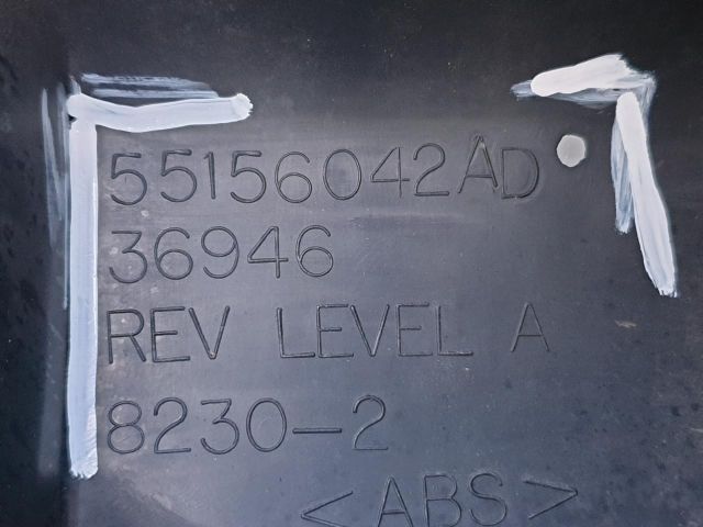 bontott JEEP CHEROKEE Első Lökhárító (Részeivel)