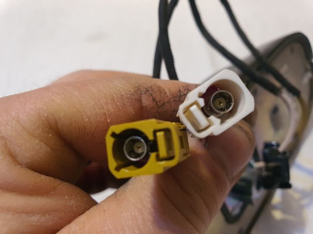 bontott JEEP CHEROKEE GPS Antenna