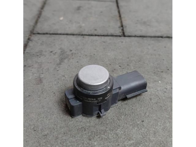 bontott JEEP CHEROKEE Hátsó Tolatóradar Fej