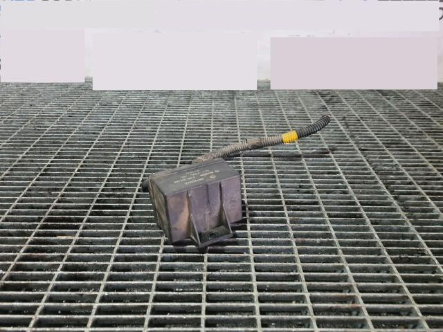 bontott JEEP CHEROKEE Izzító Relé