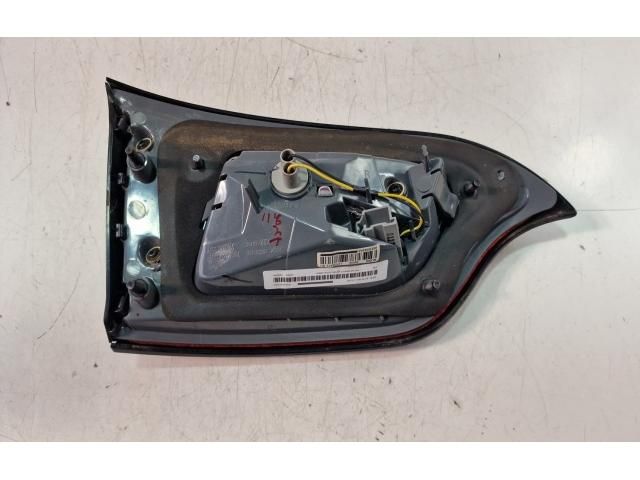 bontott JEEP CHEROKEE Jobb Belső Hátsó Lámpa