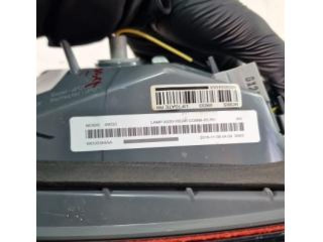 bontott JEEP CHEROKEE Jobb Belső Hátsó Lámpa