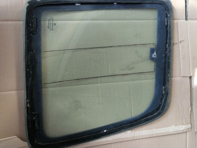 bontott JEEP CHEROKEE Jobb C Oszlop Oldalablak Üveg