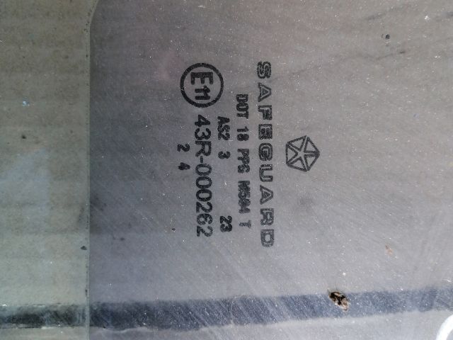 bontott JEEP CHEROKEE Jobb első Ablak