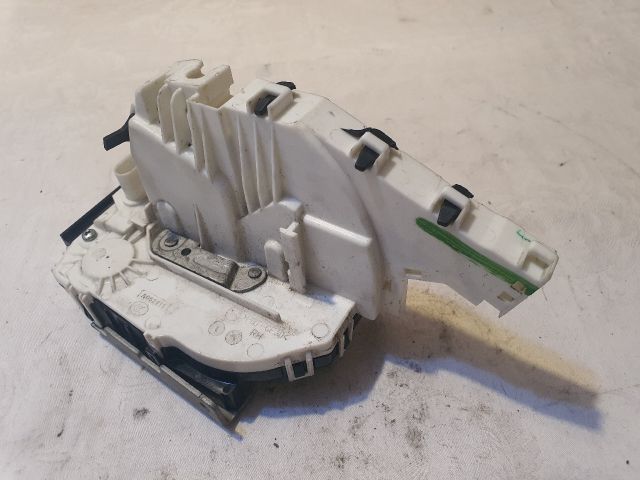 bontott JEEP CHEROKEE Jobb első Ajtózár