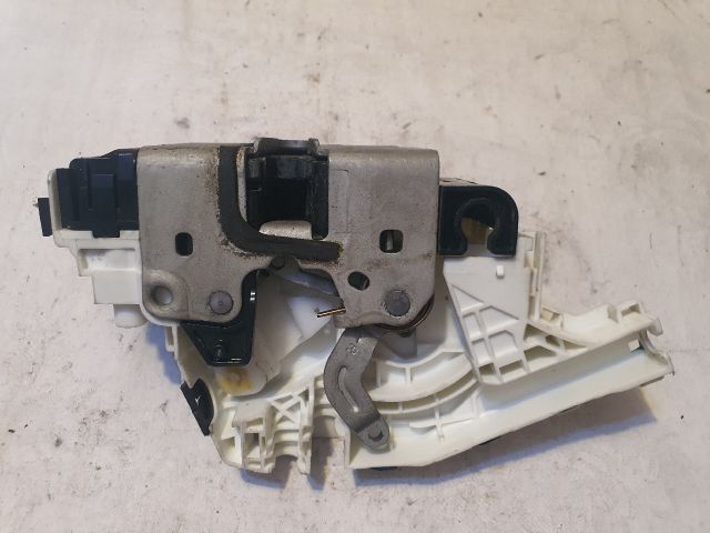 bontott JEEP CHEROKEE Jobb első Ajtózár