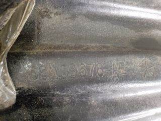 bontott JEEP CHEROKEE Jobb első Dobbetét (Kerékjárati, Műanyag)