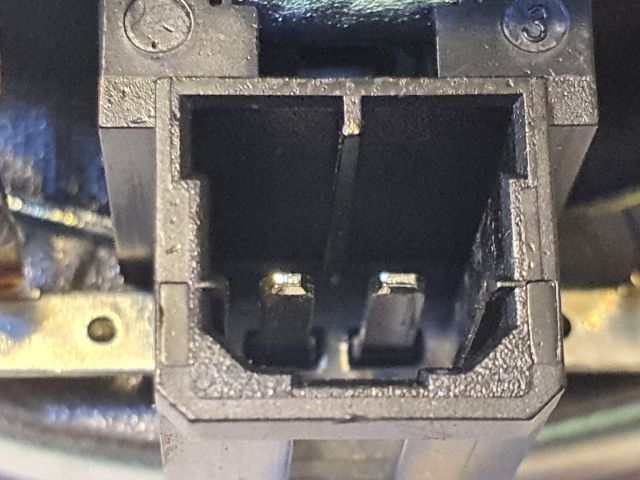 bontott JEEP CHEROKEE Jobb első Hangszóró