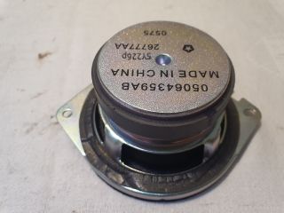 bontott JEEP CHEROKEE Jobb első Hangszóró