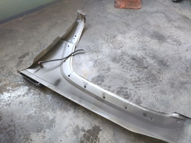 bontott JEEP CHEROKEE Jobb első Sárvédő