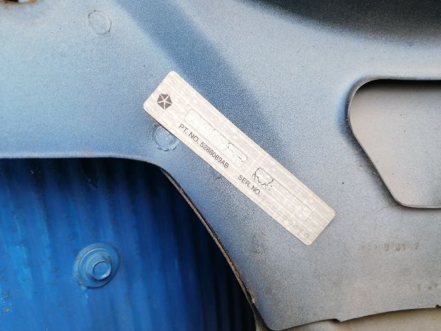 bontott JEEP CHEROKEE Jobb első Sárvédő