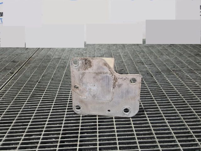 bontott JEEP CHEROKEE Jobb első Ütközéscsillapító