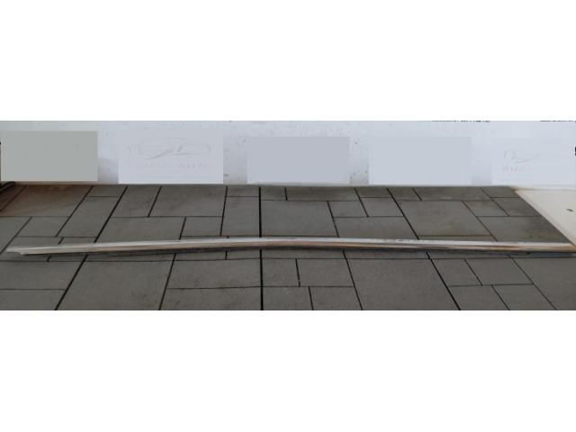 bontott JEEP CHEROKEE Jobb első Vízlehúzó Gumicsík