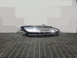 bontott JEEP CHEROKEE Jobb Fényszóró