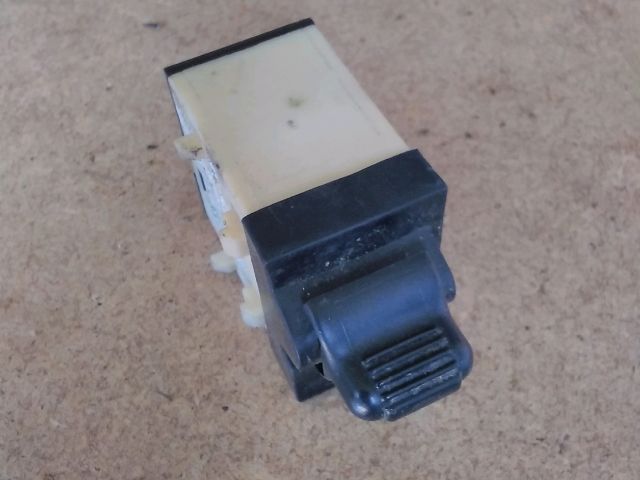 bontott JEEP CHEROKEE Jobb hátsó Ablakemelő Kapcsoló