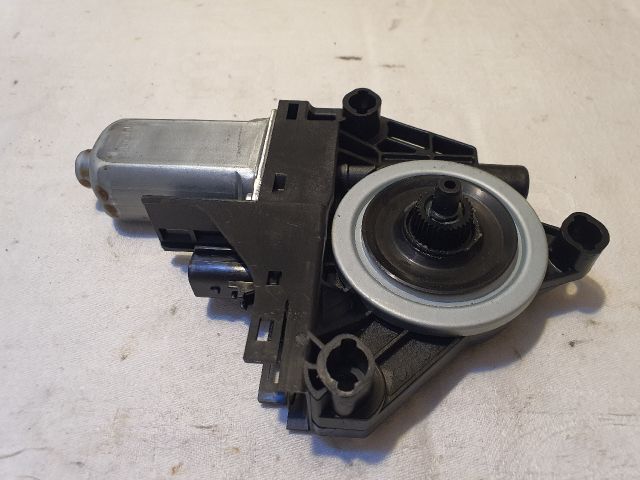 bontott JEEP CHEROKEE Jobb hátsó Ablakemelő Motor