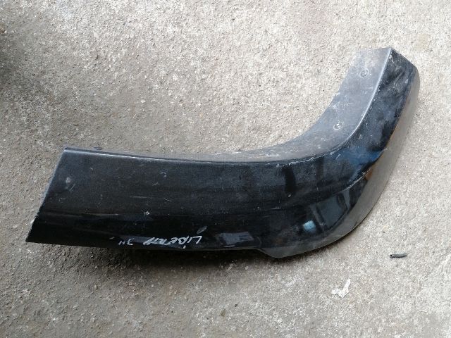 bontott JEEP CHEROKEE Jobb hátsó Sárvédő Szélesítő