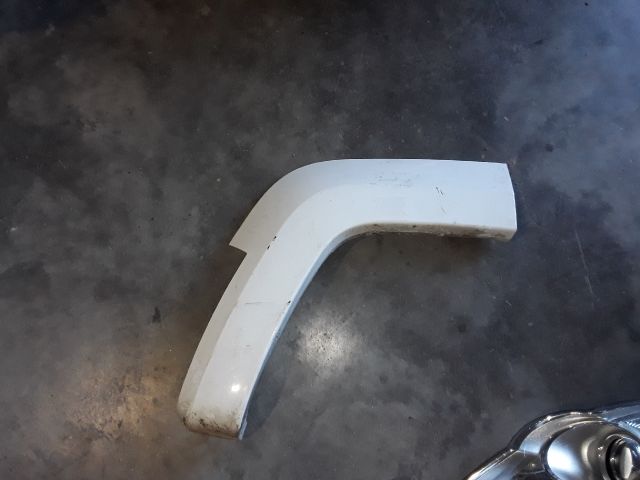 bontott JEEP CHEROKEE Jobb hátsó Sárvédő