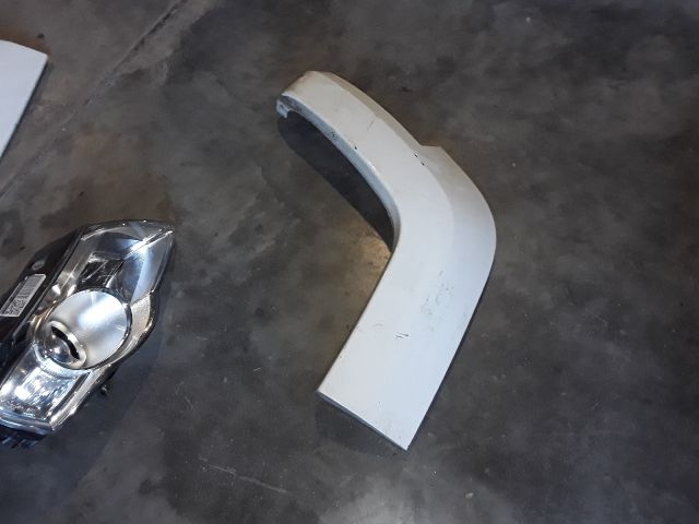 bontott JEEP CHEROKEE Jobb hátsó Sárvédő