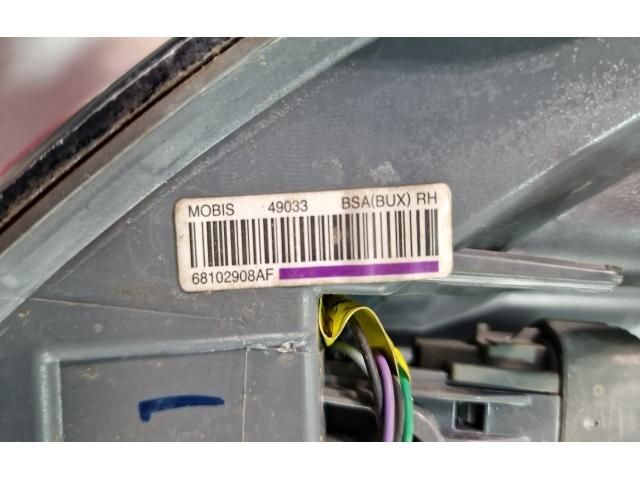 bontott JEEP CHEROKEE Jobb Külső Hátsó Lámpa