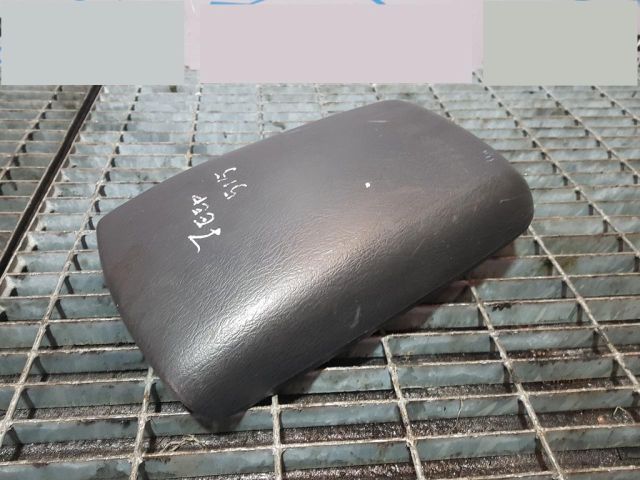 bontott JEEP CHEROKEE Könyöklő