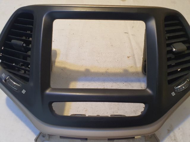 bontott JEEP CHEROKEE Középső Szellőző