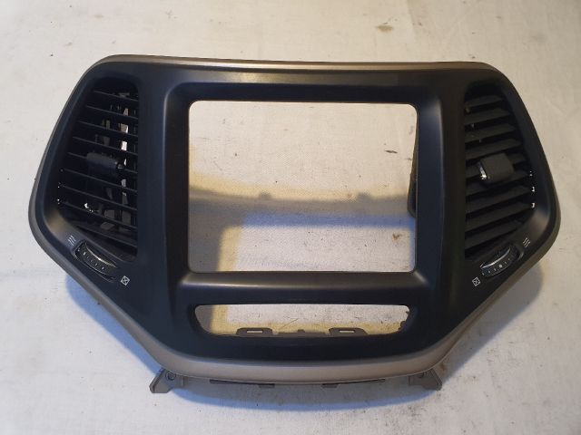 bontott JEEP CHEROKEE Középső Szellőző