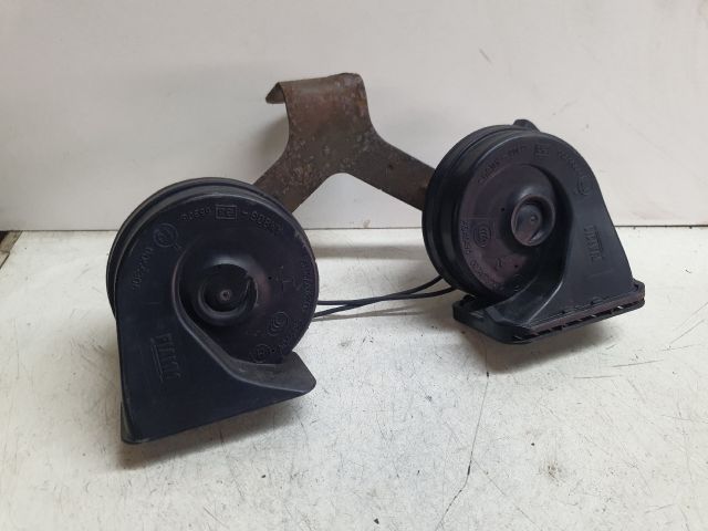 bontott JEEP CHEROKEE Kürt