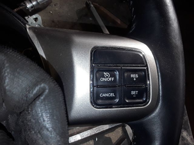 bontott JEEP CHEROKEE Multikormány