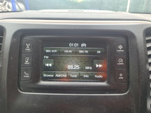 bontott JEEP CHEROKEE Navigációs Fejegység