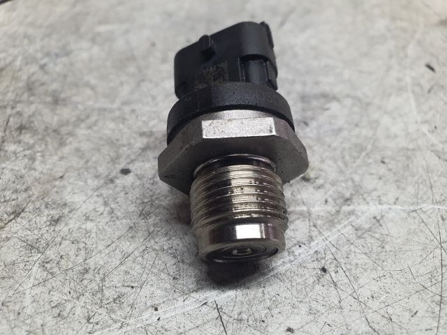 bontott JEEP CHEROKEE Nyomásszabályzó Szelep