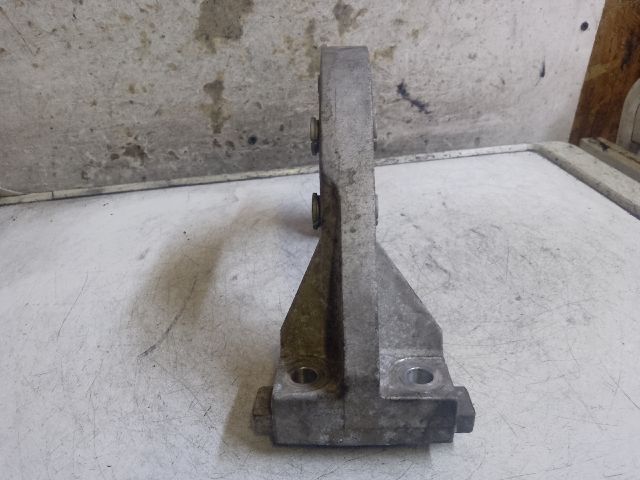 bontott JEEP CHEROKEE Tartó Bak