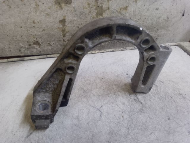 bontott JEEP CHEROKEE Tartó Bak