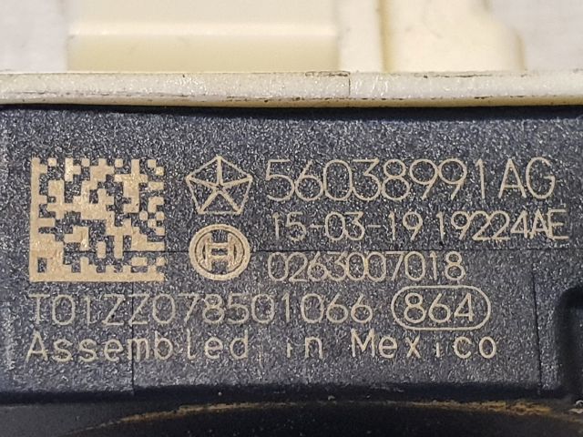 bontott JEEP CHEROKEE Tolatókamera