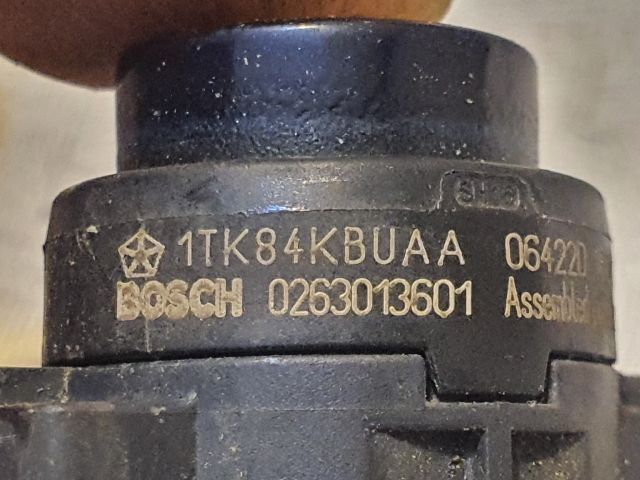 bontott JEEP CHEROKEE Tolatóradar Fej