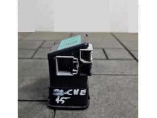 bontott JEEP CHEROKEE USB HUB