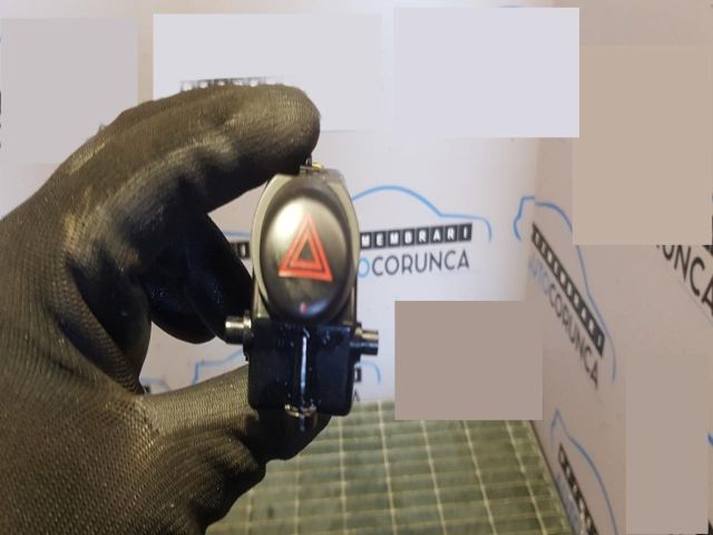 bontott JEEP CHEROKEE Vészvillogó Kapcsoló