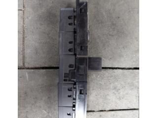 bontott JEEP CHEROKEE Vészvillogó Kapcsoló