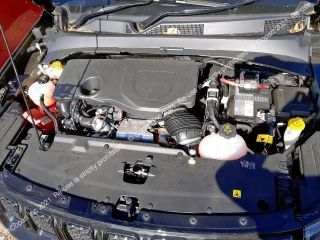 bontott JEEP COMPASS Motor (Fűzött blokk hengerfejjel)