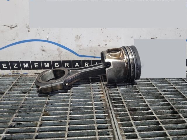 bontott JEEP COMPASS Dugattyú