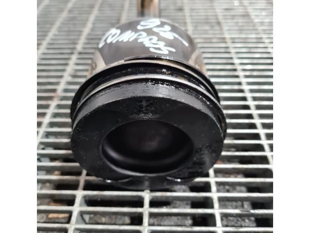 bontott JEEP COMPASS Dugattyú