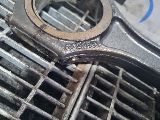 bontott JEEP COMPASS Dugattyú