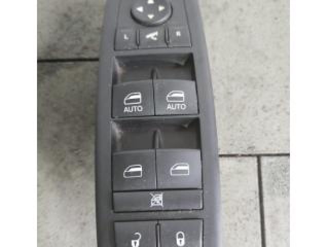 bontott JEEP COMPASS Ablakemelő Kapcsoló Négyes / Kettes